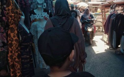 Setiap akhir pekan, kawasan Pasar Sandang Tegalgubug di Kabupaten Cirebon selalu terlihat lebih ramai dari biasanya.